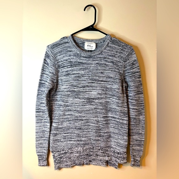 Cotton On Sweaters - Cotton On Heather Gray Midweight Crew Neck Sweater EUC